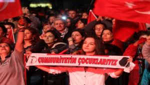 Gaziemir’de Cumhuriyet coşkusu