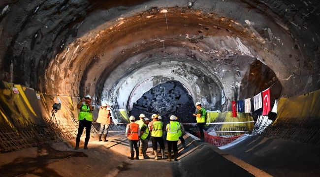 Narlıdere Metrosu’nda iki istasyon birleşti