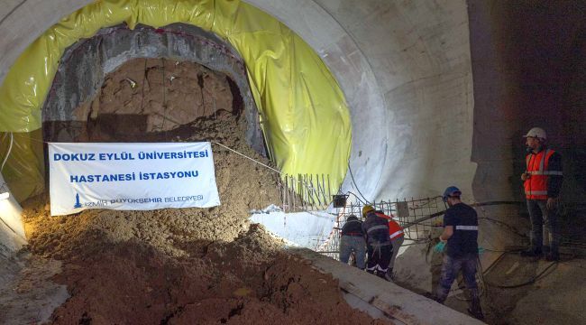 Metro'da üçüncü istasyona ulaşıldı