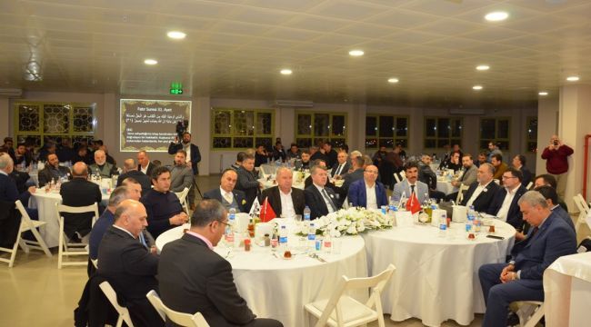 MÜSAD İzmir Şubesi ‘İrfan Sohbeti’ Toplantısı’nda Buluştu