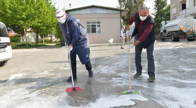  Çiğli İnönü Mahallesi’nde Dip Bucak Temizlik