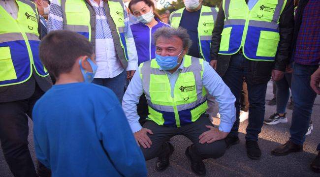 Bornova depremzedeler için tek yürek oldu