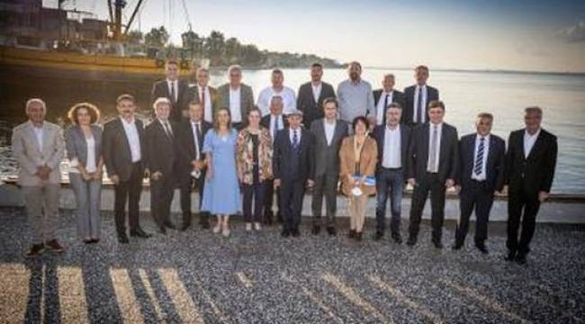 Başkan Soyer, CHP'li başkanlar buluştu