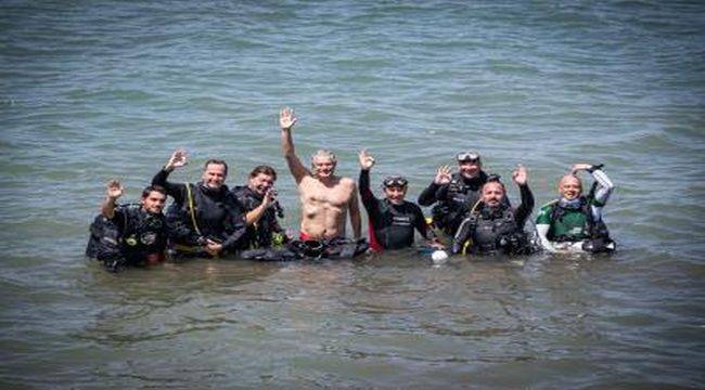 Başkan Soyer Körfez'de tüplü dalış yaptı