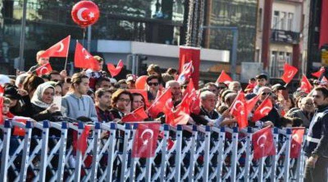 İzmir 29 Ekim Cumhuriyet Bayramı’na hazır