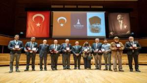 Soyer. ''İzmir’in belediye başkanlığını yapmaktan onur duyuyorum''