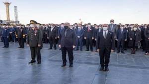 İzmir’de 10 Kasım, Ata’ya saygı 