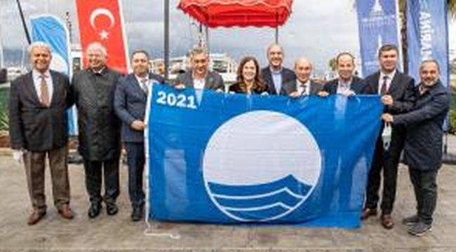 İzmir Körfezi'nin tek marinasına Mavi Bayrak
