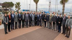 Başkan Soyer, CHP örgütüyle bir araya geldi