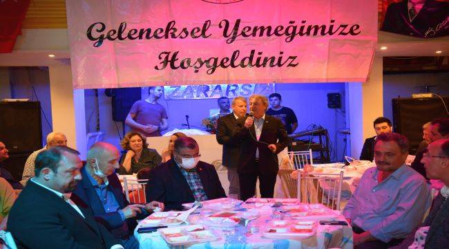 Bornova'da geleneksel iftar yemeği