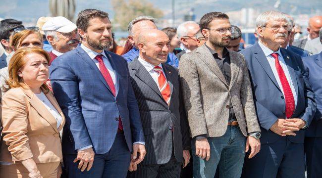 CHP İzmir'in 23 Nisan töreni