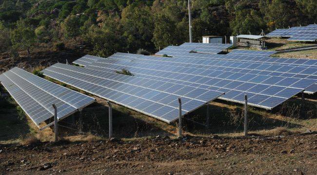 Karşıyaka enerjisini güneşten alıyor