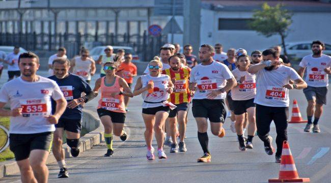 İzmir'de 19 Mayıs Yol Koşusu heyecanı