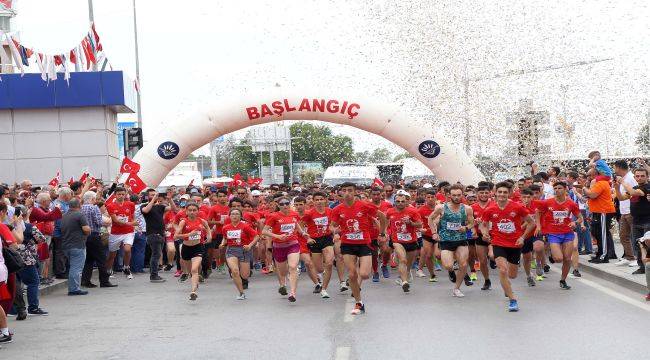 Karabağlar'da ''Bağımsızlık Koşusu''