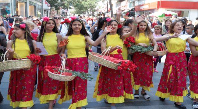 Karşıyaka Hıdırellez’i coşkuyla karşıladı