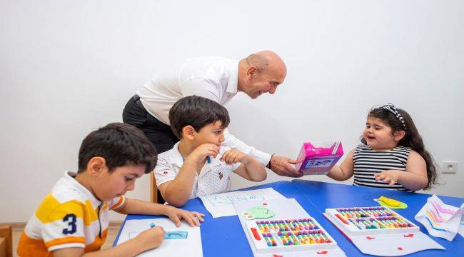 “Gelin masal evlerini İzmir'in her köşesine taşıyalım”