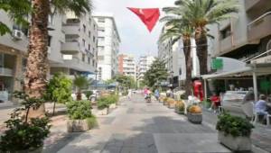 İzmir'in ünlü sokağının adı değişiyor!