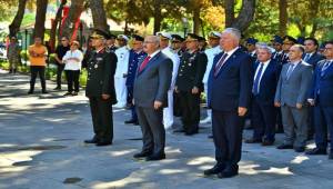 15 Temmuz Demokrasi ve Milli Birlik Günü'nde şehitler anıldı