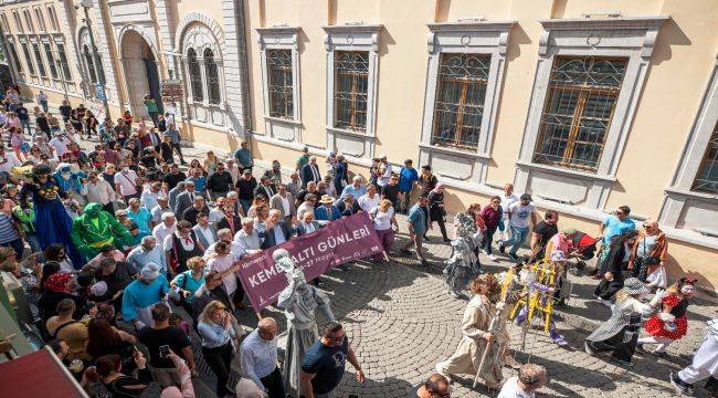 İzmir'in ''Kriz Belediyeciliği''ne uluslararası ödül