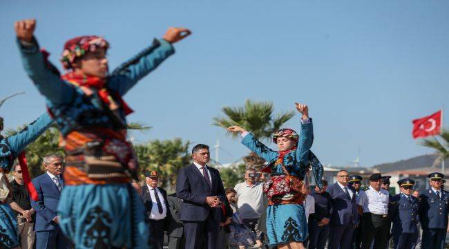 Aliağa'dan 100. yıla yakışır kutlama