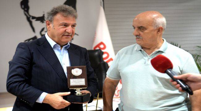 Amatörlerden Başkan İduğ’a plaketli teşekkür 