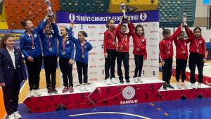 Bornovalı cimnastikçiler Türkiye Şampiyonu 