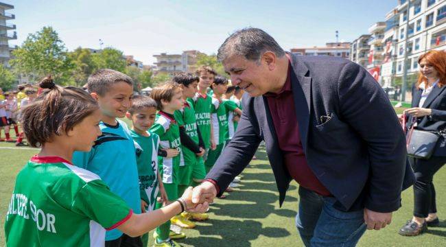 Yarının Futbolcuları Turnuva Coşkusu Yaşadı