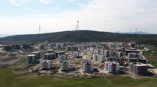 İlçe Başkanı Ahmet Aydın Toki Hak Sahiplerinin Yüreğine Su Serpti