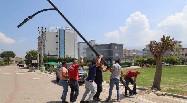 Menderes’e Yeni Aydınlatmalar