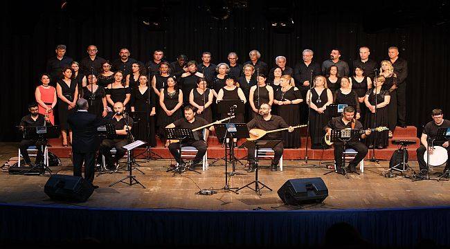 Narlıdere Dostlar Korosu’ndan Aşık Veysel Türküleri Konseri