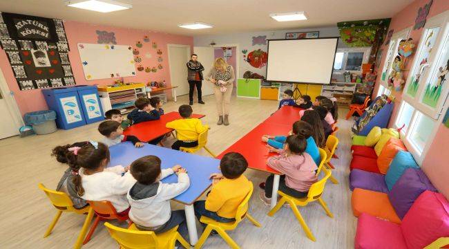 Bucalı minikler diş bakımını öğreniyor