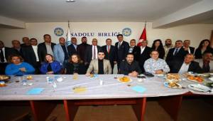 Anadolu Birliği’nden Başkan Batur’a destek