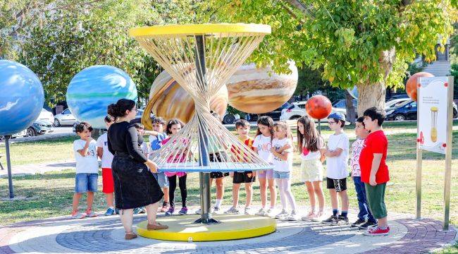 Bayraklı’da Matematik Parkı ve Zülfü Livaneli Kütüphanesi açılıyor