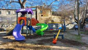 Büyükşehir'den çocuklara 34 yeni oyun parkı