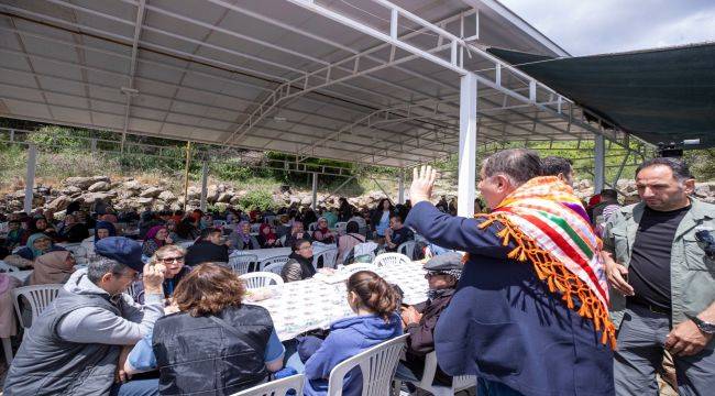 Kayadibi'ne Başkan Tugay'dan Hıdırellez sürprizi