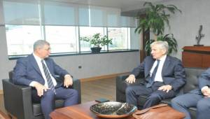 Başkan Tugay'dan Ankara'da Sendikaya Ziyaret