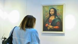 İzmir’de sanat ve antika fuarına yoğun ilgi