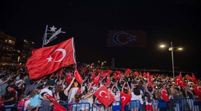 İzmir’de 30 Ağustos coşkuyla kutlanacak