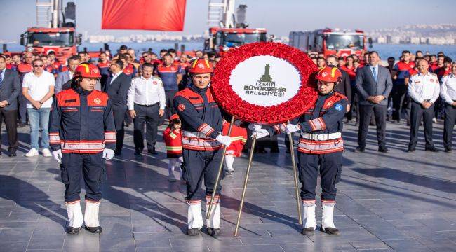 İzmir’de İtfaiye Haftası kutlamaları resmi törenle başladı