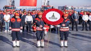 İzmir’de İtfaiye Haftası kutlamaları resmi törenle başladı