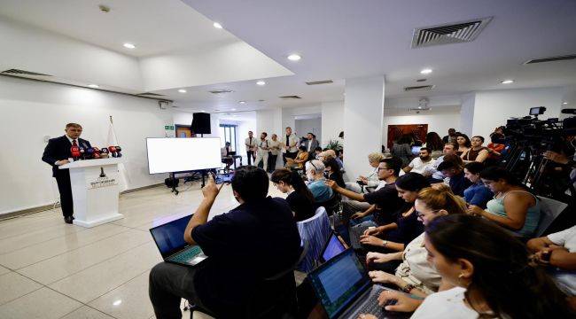 İzmir'in Atık Sorununu Aylar İçinde Kökten Çözeceğiz