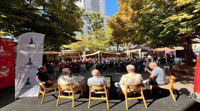 İzmir İtfaiyesi’nin çınarları genç meslektaşları ile buluştu