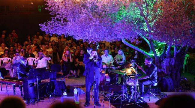 Tolga Bilgin Quartet müzik ziyafeti sundu