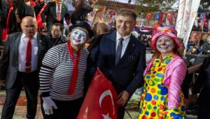 Bayramları kutlamak en çok bu şehre yakışır