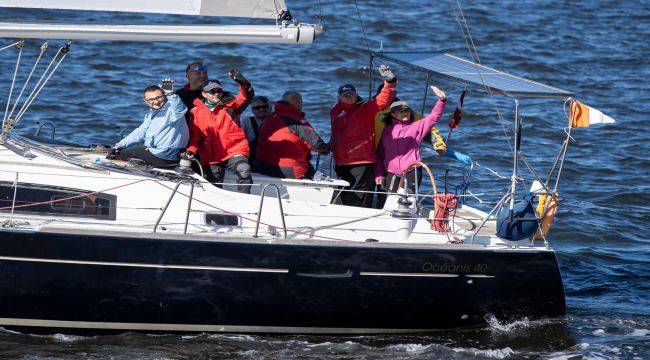 Cumhuriyet Rüzgarı Körfez’de