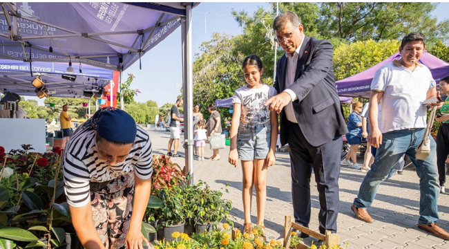 2. İzmir Balkon ve Bahçe Bitkileri Festivali 7 Kasım’da başlıyor