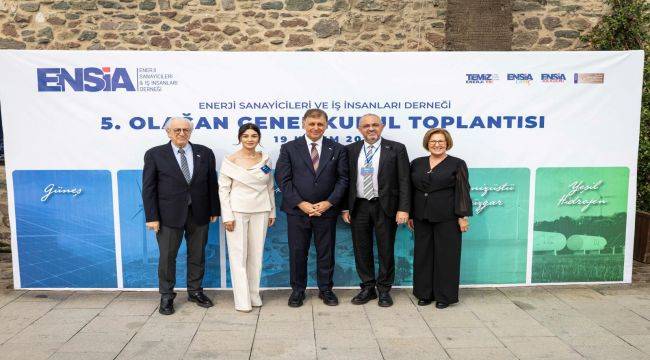 Başkan Tugay’dan sanayicilere yeşil dönüşüm çağrısı