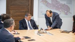 Her türlü turizm girişimini destekliyorum