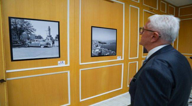 “İletişim Yüzyılında Kentlerin Hikâyesi” Sergisi İzmir’de Açıldı