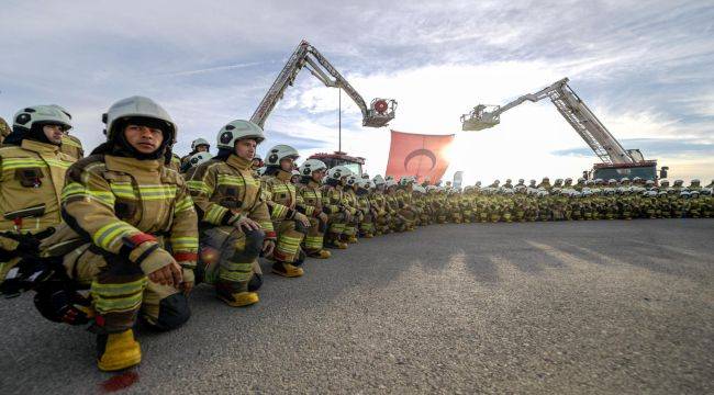 İzmir’in yeni itfaiye memurları göreve hazır